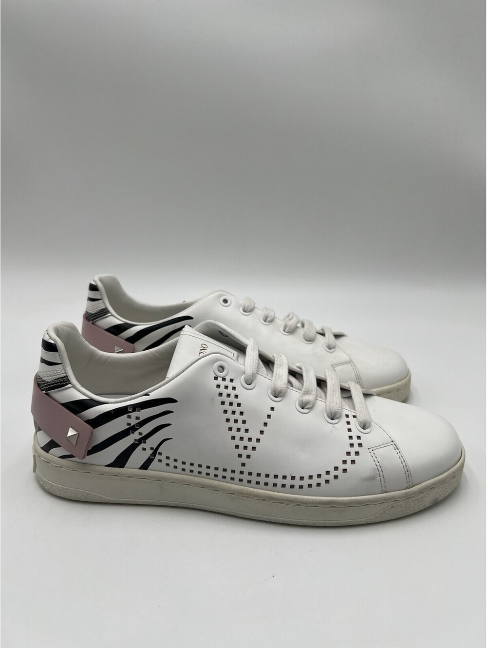 Valentino Garavani Backnet zebra-print sneakers featuring a pink heel Size 38.5